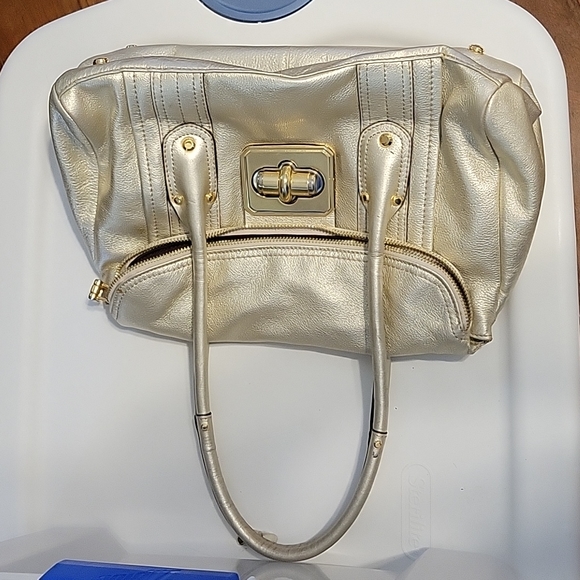 Gold purse - Picture 7 of 13